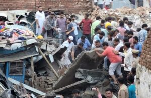 मेरठः तीन मंजिला मकान गिरने से 8 लोगों की मौत