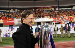 आईएसएल 2024-25 सीज़न की खराब शुरुआत के बाद ईस्ट बंगाल के मुख्य कोच पद से दिया इस्तीफा