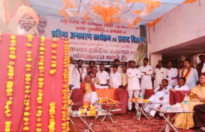 अखिलेश यादव का माफियाओं का गहरा नाता