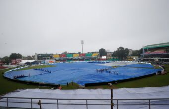 मैदान गीला होने से अभी शुरू नहीं हो सका तीसरे दिन का खेल