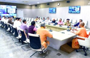 मुख्यमंत्री ने सांसदों-विधायकों से सड़कों के मांगें प्रस्ताव