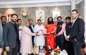 दुबई में ‘थैंक यू मोदी, थैंक यू योगी’ के नारे