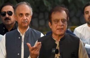 शिबली फराज का पाकिस्तान न्यायिक आयोग के सदस्य पद से दिया इस्तीफा