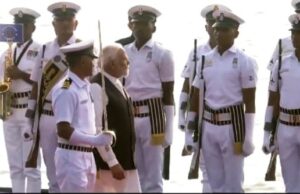 नौसेना दिवस पर प्रधानमंत्री ने दी नौसेना के वीर जवानों को बधाई