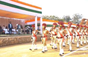 जशपुर के रणजीता स्टेडियम में 26 जनवरी गणतंत्र दिवस के पूर्व किया गया अंतिम रिहर्सल