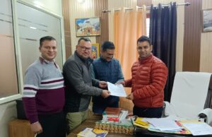 बदरीनाथ-केदारनाथ मंदिर समिति के अस्थायी कर्मचारियों ने वन टाइम सेटलमेंट और भत्तों की मांग उठाई