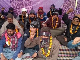 Corporation employees on two-day hunger strike in Yamunanagar