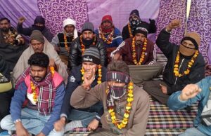 यमुनानगर में निगम कर्मचारी दाे दिन की भूख हड़ताल पर Corporation employees on two-day hunger strike in Yamunanagar