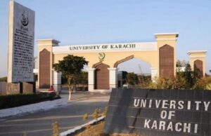 कराची विश्वविद्यालय ने स्टूडेंट्स के लिए ड्रेस कोड लागू किया