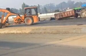 भीषण हादसा : महाकुम्भ जा रहे चार श्रद्धालुओं की मौत, पांच घायल