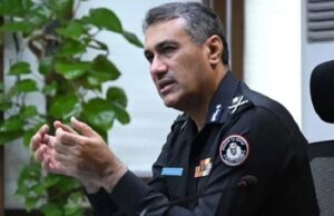 चीन के नागरिकों को पाकिस्तान में सताती है पुलिस, पहुंचे कोर्ट, आईजी का दावा, एक भी शिकायत नहीं