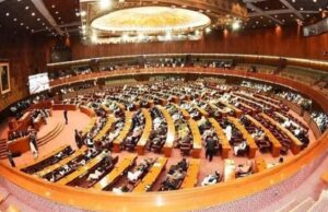 पाकिस्तान संसद के संयुक्त सत्र में हंगामे के बीच चार विधेयक पारित, पीईसीए पर नारेबाजी