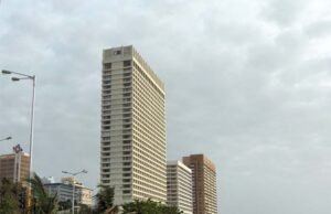 मुंबई के मशहूर होटल के कमरे में मिला वृद्धा का शव