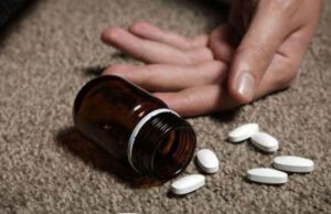 CRPF हवलदार ने पत्नी और बेटी संग खाया जहर