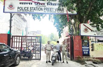 प्रीत विहार थानाः चोरी की स्कूटी और मास्टर चाबी सहित दो गिरफ्तार